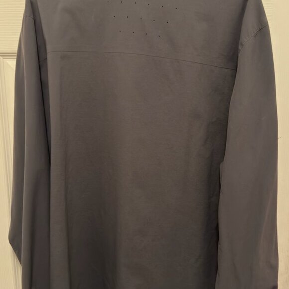 Lightly Used - The North Face Button Down - lightweight - Picture 2 of 6